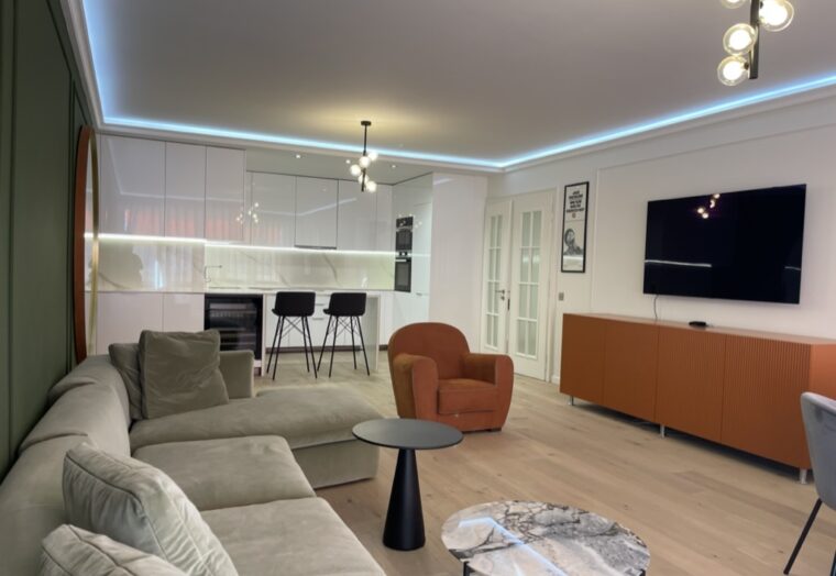 5ba68b19182e4c42882517f585e31ec2_1_105_c