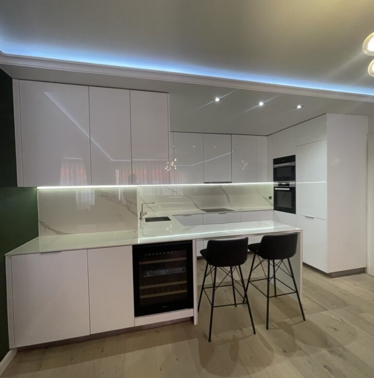 5f661a87d6bc46a890e9a791b7b29422_1_105_c