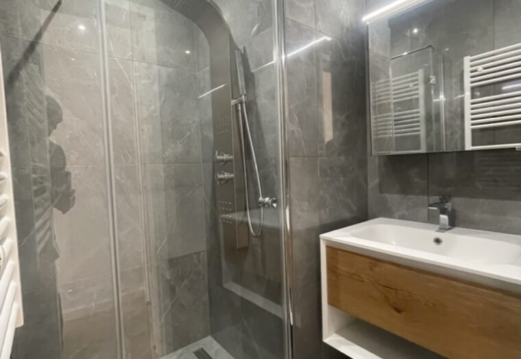 76bc9b0c4baa4920a371de8ceaab2f20_1_105_c