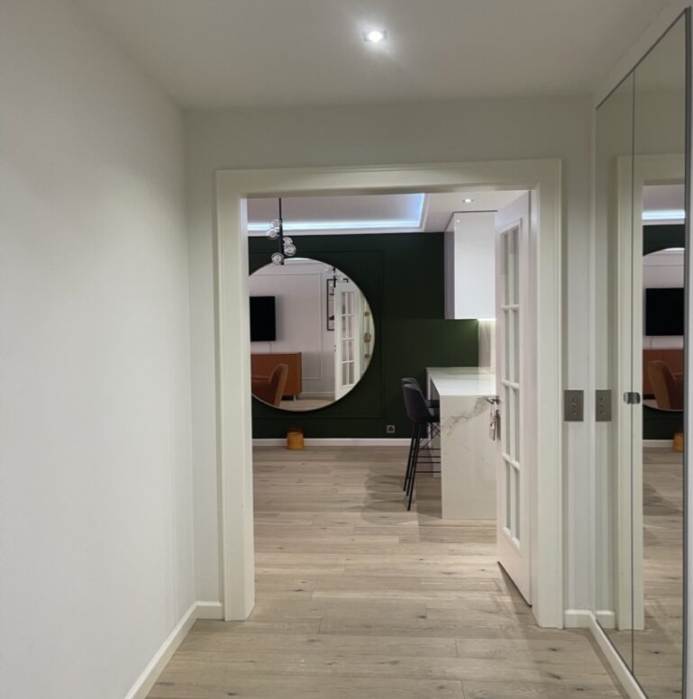 b78a2514935b48f186a8e7637bb293fc_1_105_c