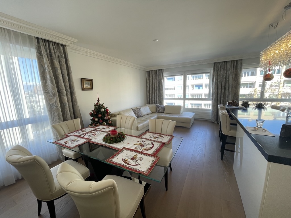 f5b9df321bdc4f6ead2afa220d6cea75_1_105_c